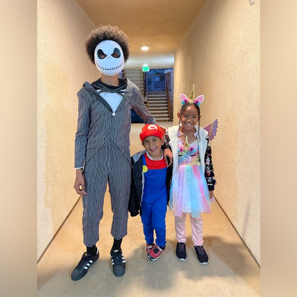 Meet your Posher, Adriana